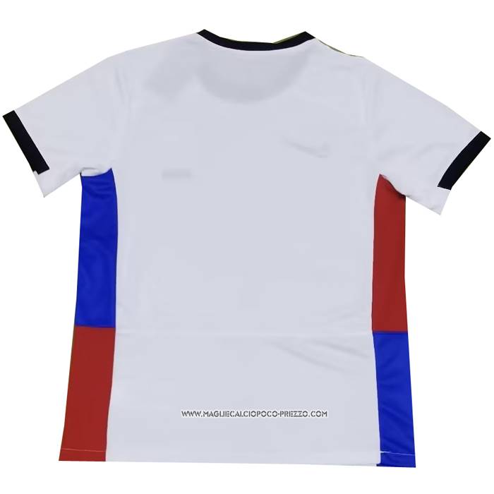 Seconda
 Maglia
 Corea del Sud
 2024 Thailandia
